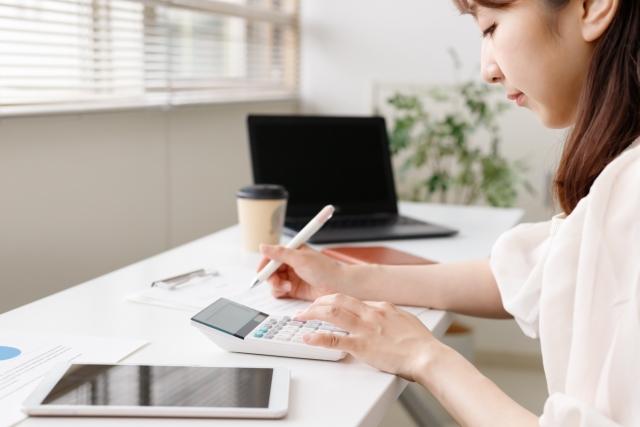 求人を出す際にかかる費用とは？求人媒体の料金形態は主に２つある