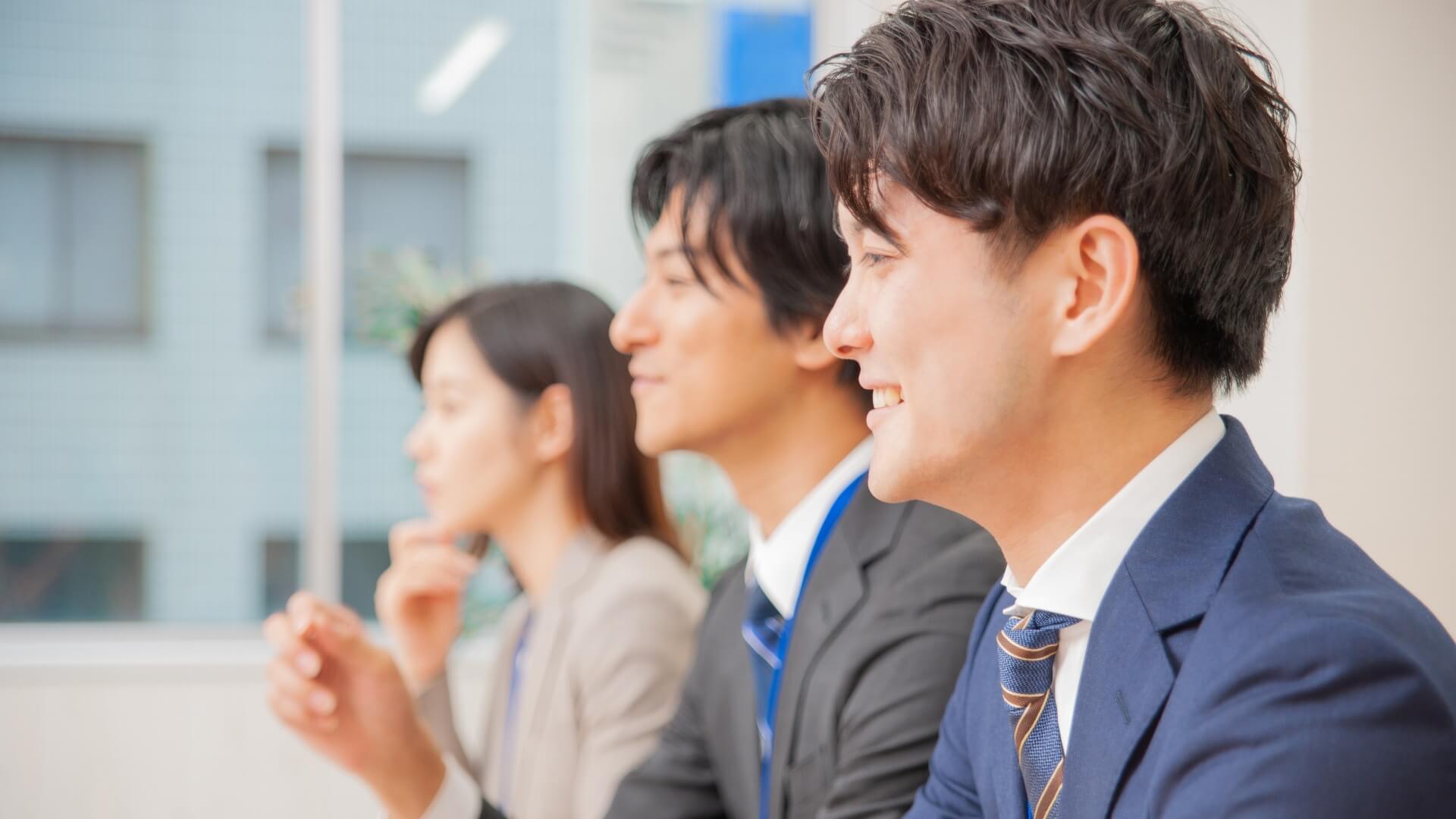 採用におけるトレンドの手法7選｜採用市場の変化や定番の手法も解説