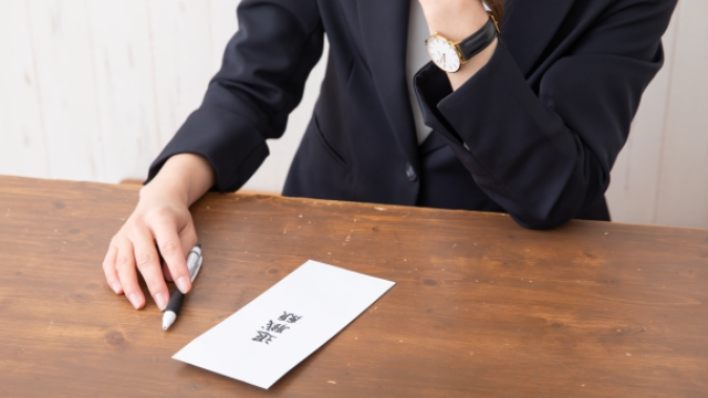 優秀な人ほど早く辞めていくのはなぜ？理由や辞める兆候、対策を解説